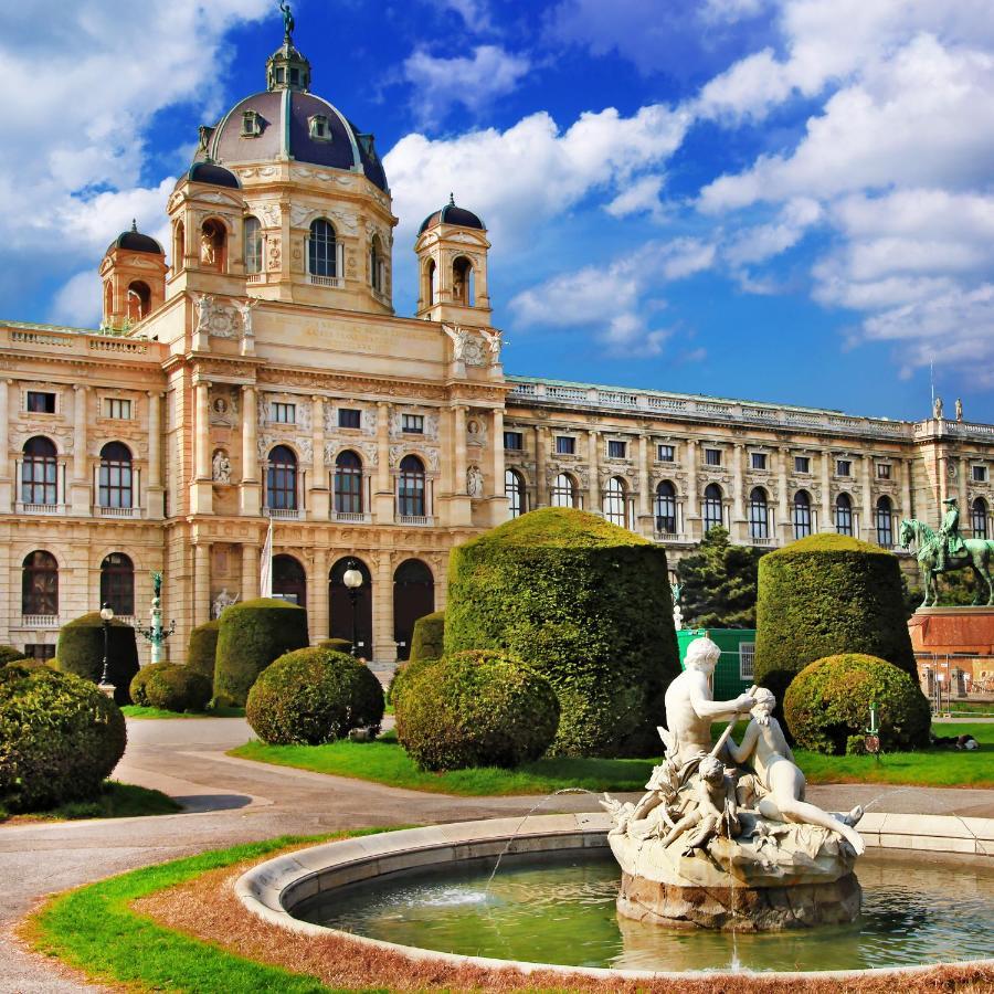 Stylish Vienna Apartment Exterior photo